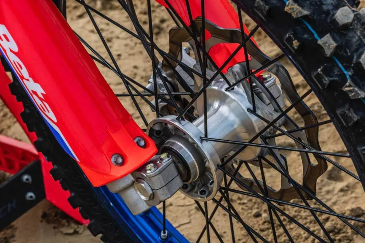 Beta RX 250 vs. 350 2T: quale comprare!? Vi diciamo tutta la verità. Il Test di Moto.it [VIDEO e GALLERY] (20)