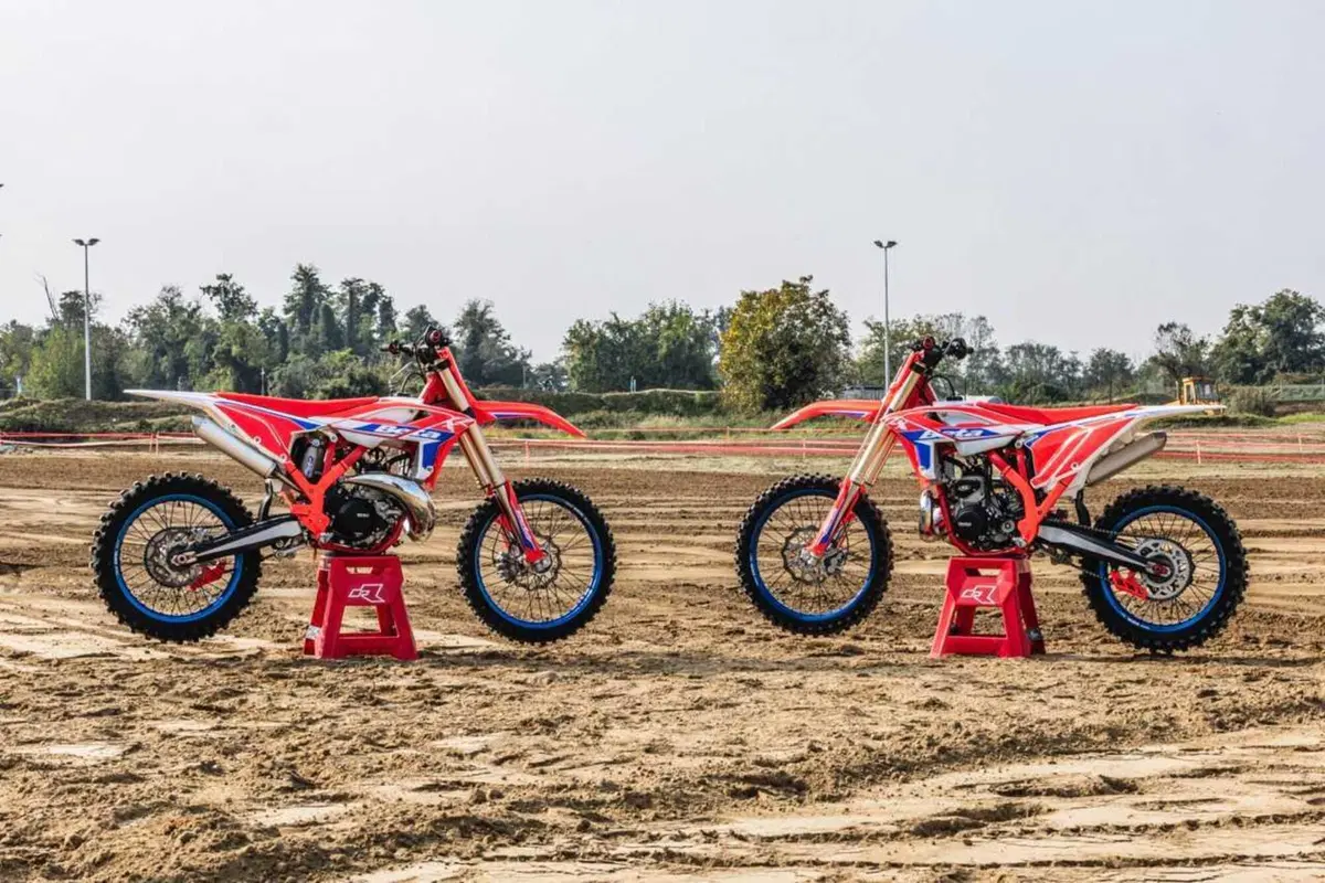 Beta RX 250 vs. 350 2T: quale comprare!? Vi diciamo tutta la verità. Il Test di Moto.it [VIDEO e GALLERY] (26)