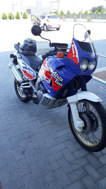 Honda Africa Twin (2)