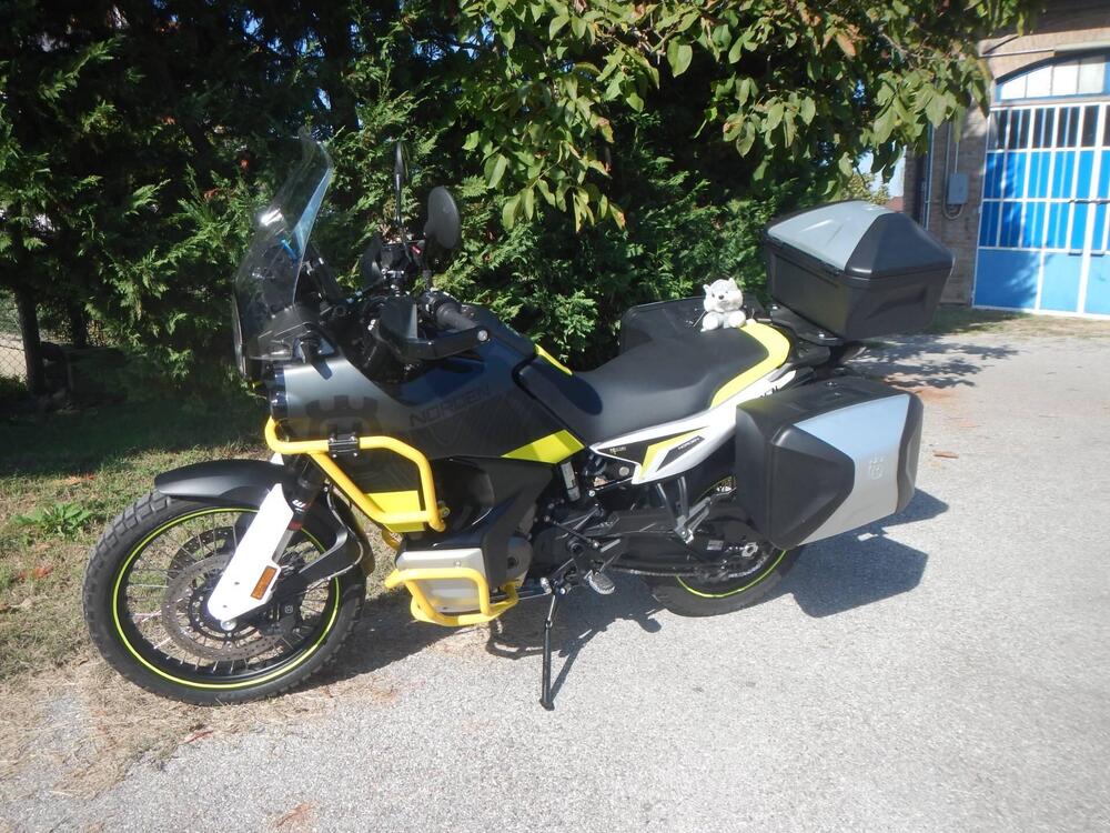 Husqvarna Norden 901 (2022 - 25) (2)