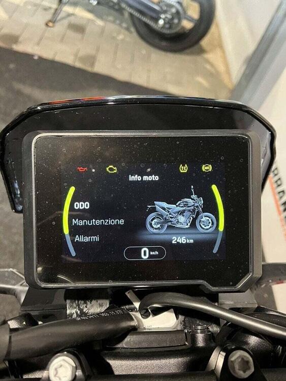 Husqvarna Svartpilen 801 (2024 - 25) (5)