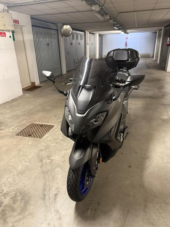 Yamaha T-Max 560 Tech Max (2022 - 24) (2)