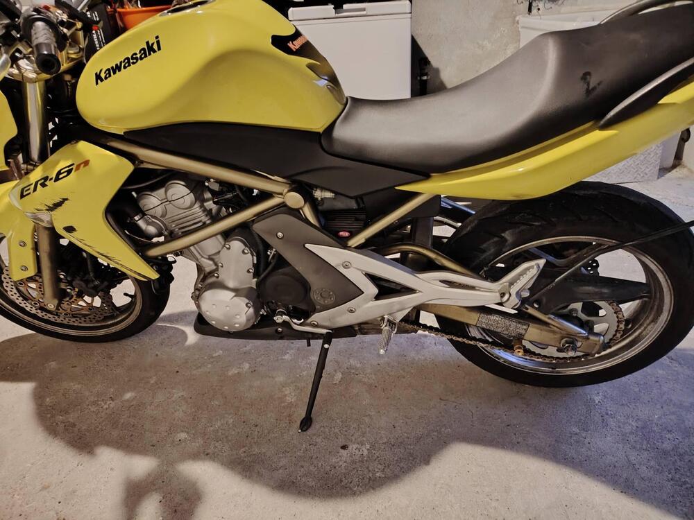 Kawasaki ER-6N (2006 - 09) (2)