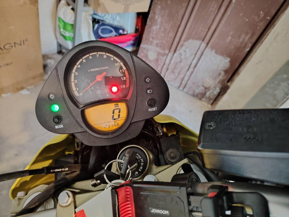 Kawasaki ER-6N (2006 - 09) (5)