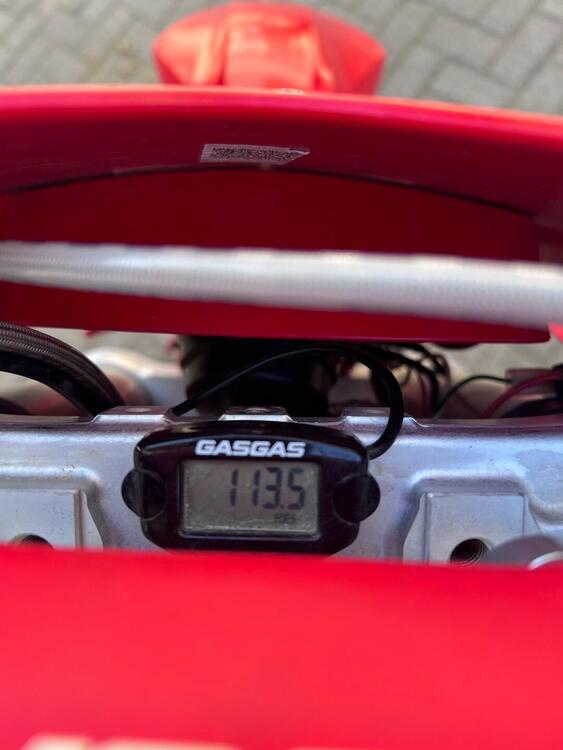 GASGAS MC 125 (2022) (2)