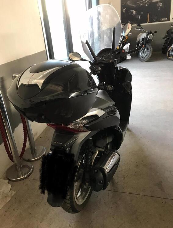 Honda SH 300 i ABS (2016 - 20) (4)