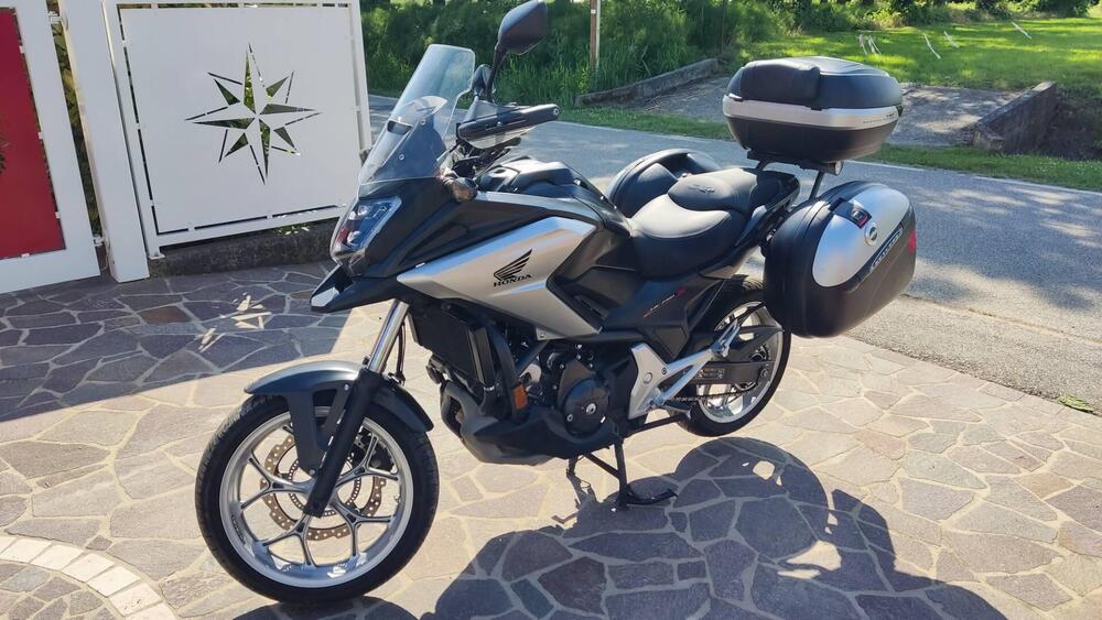 Honda NC 750 X DCT ABS Travel Edition (2016 -17) (2)