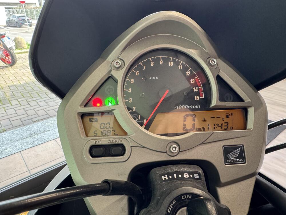 Honda Hornet 600 (2007 - 10) (3)