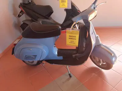 Vespa Primavera 50 (2021 - 23) usata