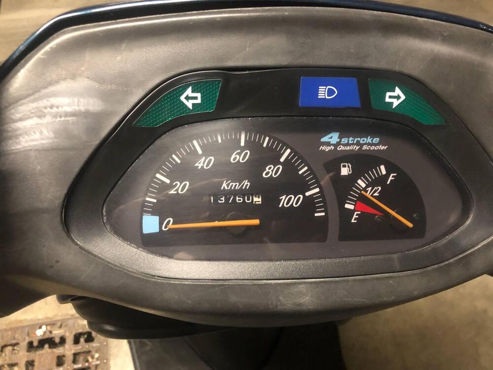 Yamaha Cygnus R 125 (2000 - 03) (2)