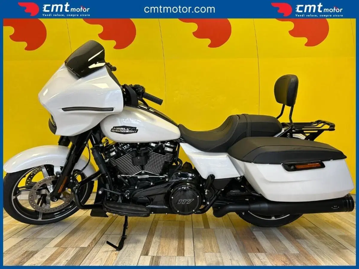 Harley-Davidson Street Glide (2024 - 26) (3)