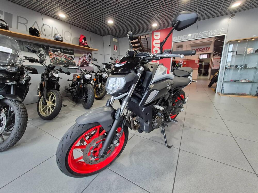 Yamaha MT-07 (2018 - 20) (3)