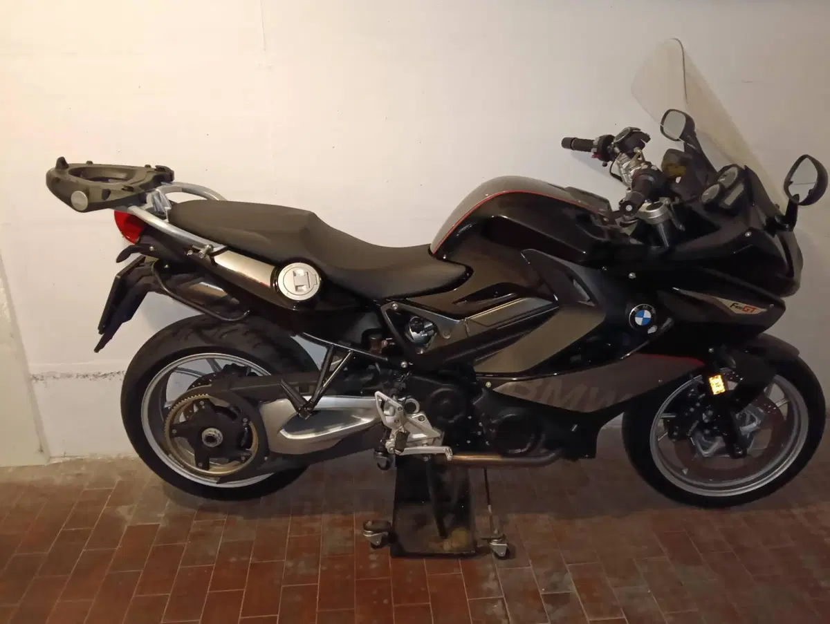 Bmw F 800 GT (2017 - 20) (2)