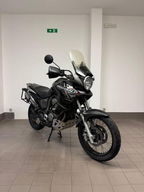 Honda Transalp XL 700 V ABS (2007 - 2013) (2)