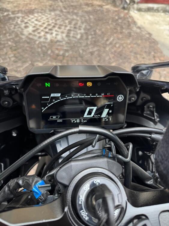 Yamaha YZF R7 (2021 - 25) (5)