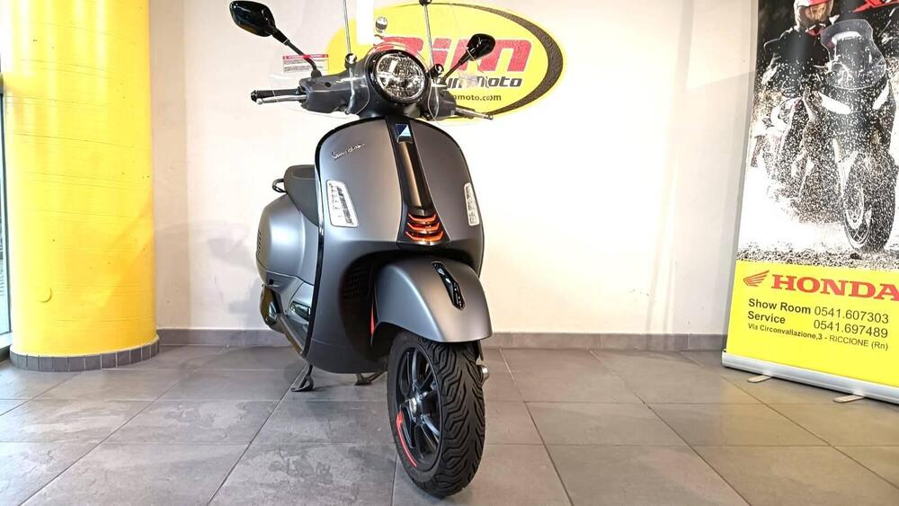 Vespa GTS 310 Supersport (2025) (3)