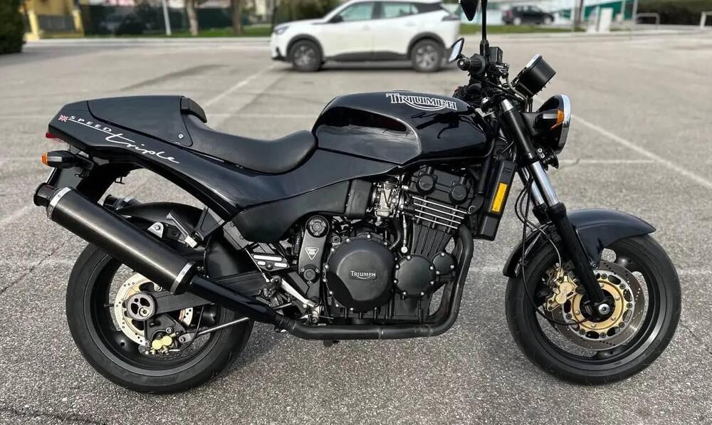 Triumph Speed Triple 900 (T 309)