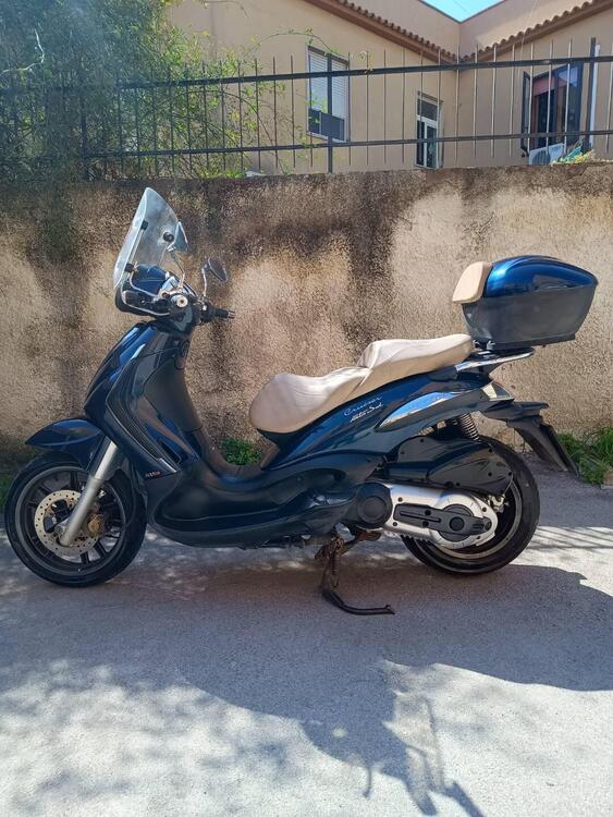 Piaggio Beverly Cruiser 500 (4)