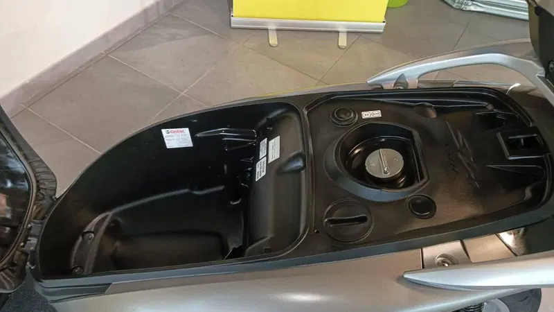 Honda SH 350 (2021 - 24) (8)