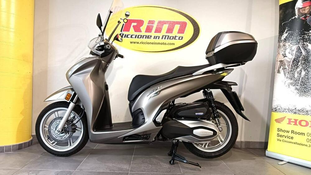 Honda SH 350 (2021 - 24) (4)