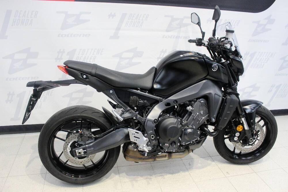 Yamaha MT-09 (2021 - 23) (2)