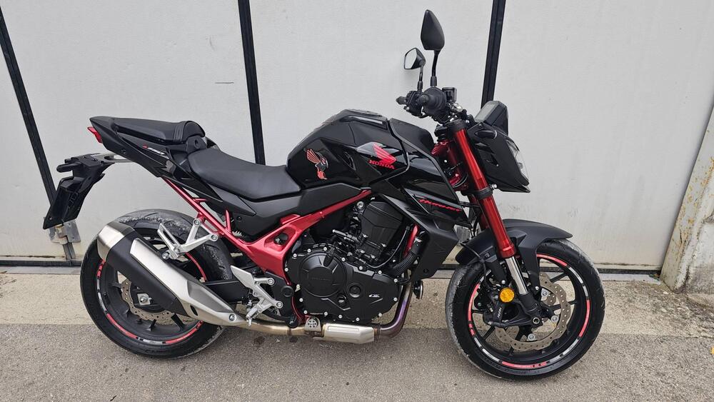 Honda CB 750 Hornet (2023 - 24)