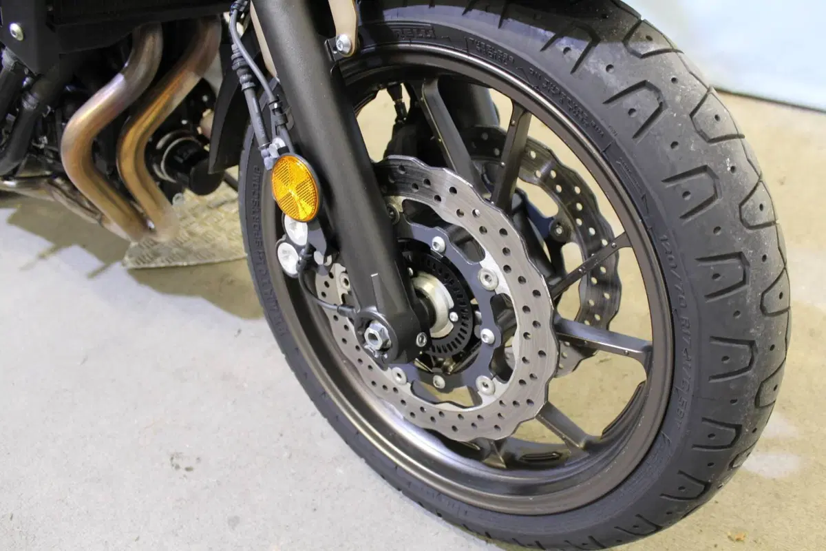 Yamaha XSR 700 ABS (2016 - 20) (7)