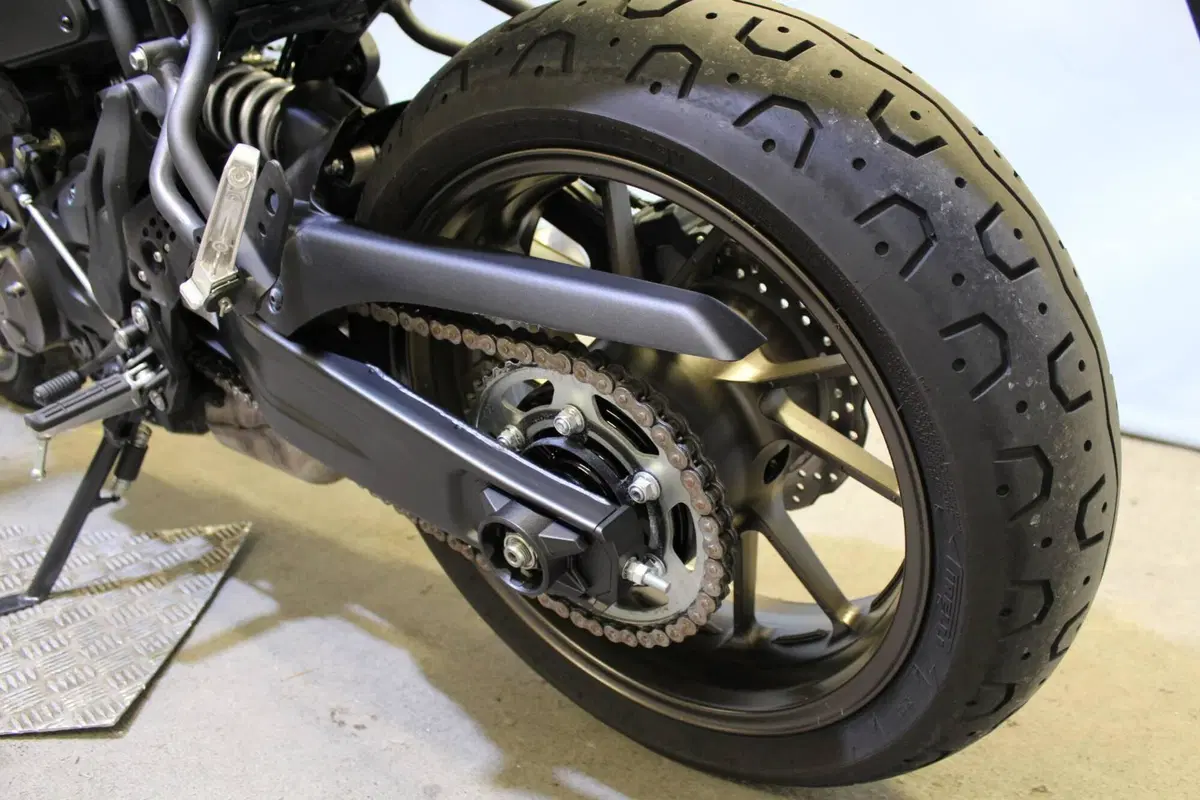 Yamaha XSR 700 ABS (2016 - 20) (15)