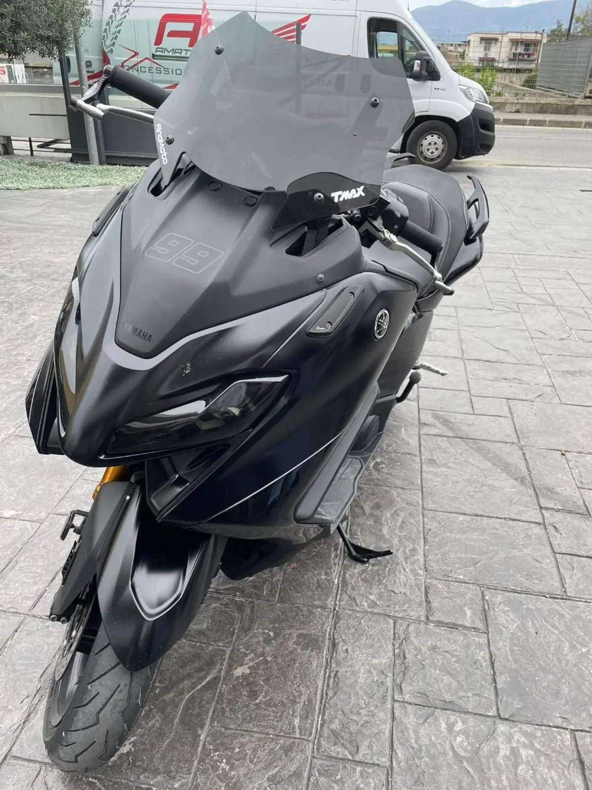 Yamaha T-Max 560 Tech Max (2022 - 24)