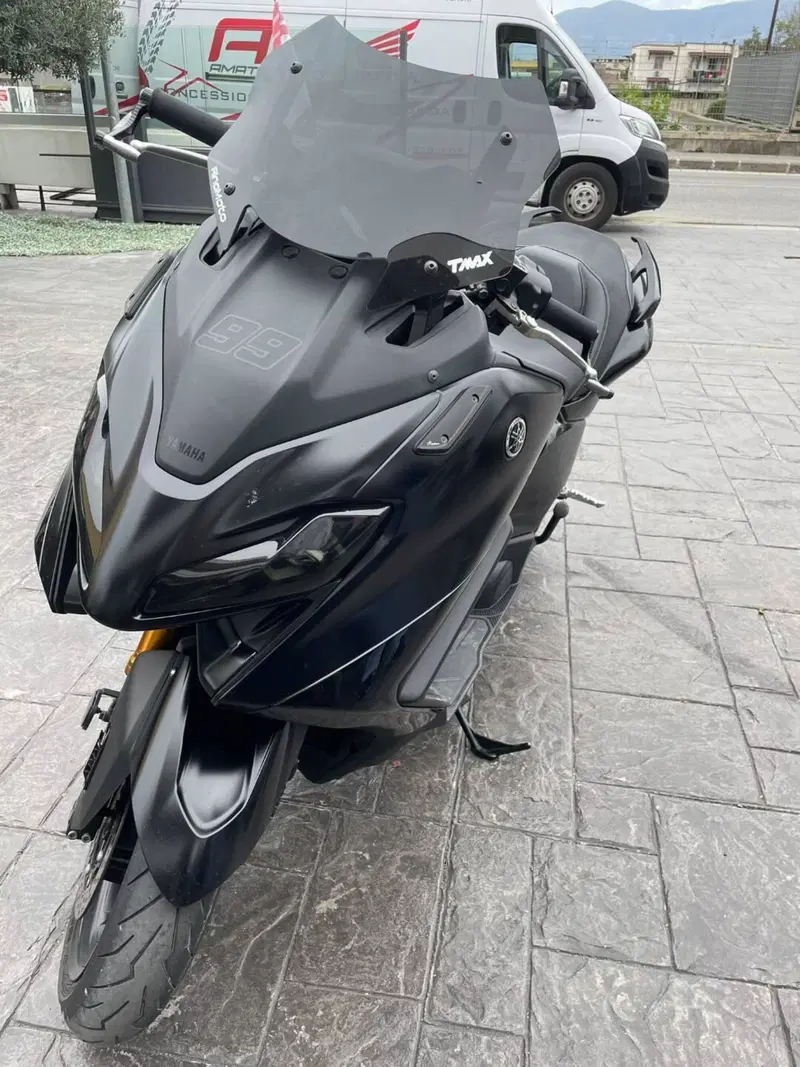 Yamaha T-Max 560 Tech Max (2022 - 24)