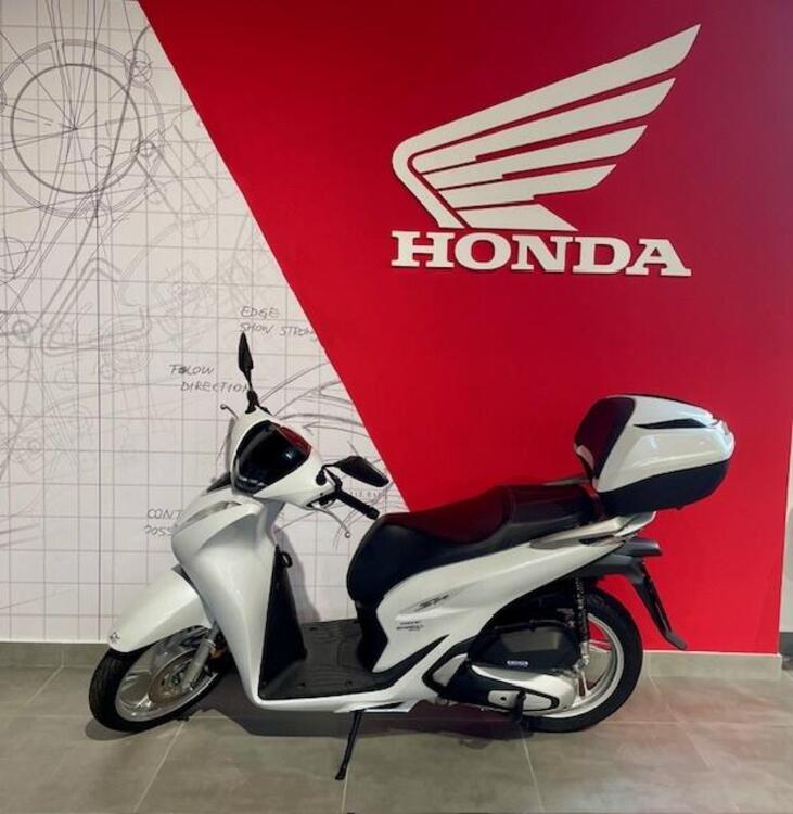 Honda SH 150i (2020 - 23) (2)