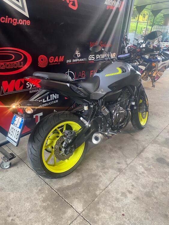 Yamaha MT-07 (2017 - 18) (2)