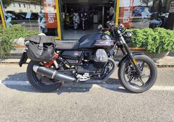 Moto Guzzi V7 Stone Special Edition (2022 - 25) usata