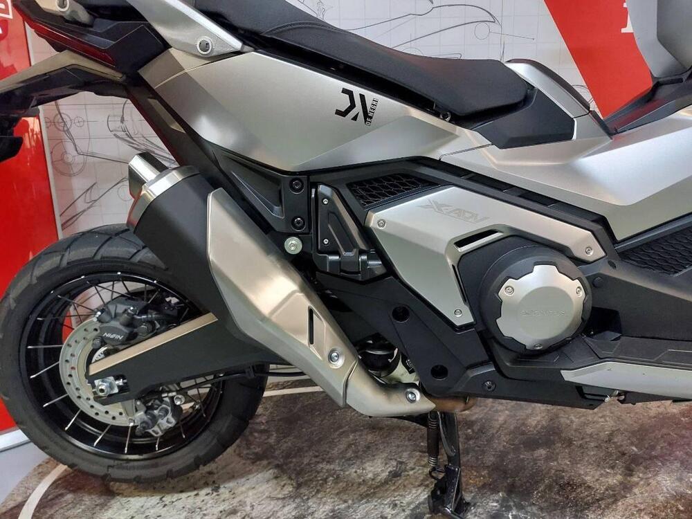 Honda X-ADV 750 DCT (2021 - 24) (3)