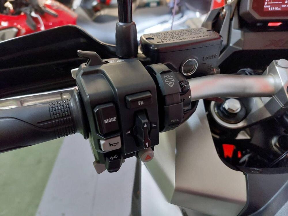 Honda X-ADV 750 DCT (2021 - 24) (4)