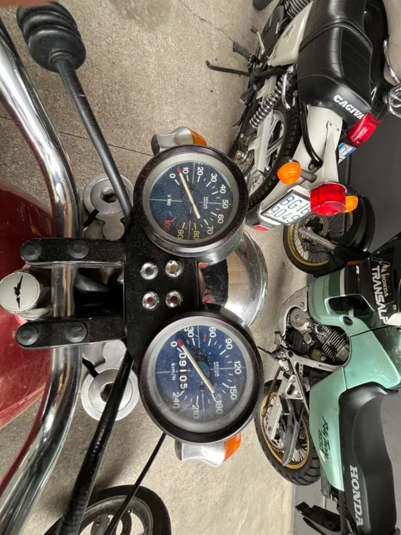 Moto Guzzi 350 GTS (7)