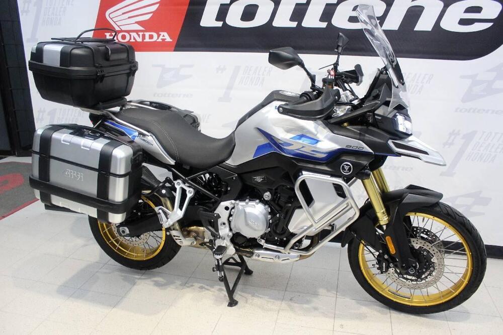 Voge Valico 900DSX (2024 - 25) (3)