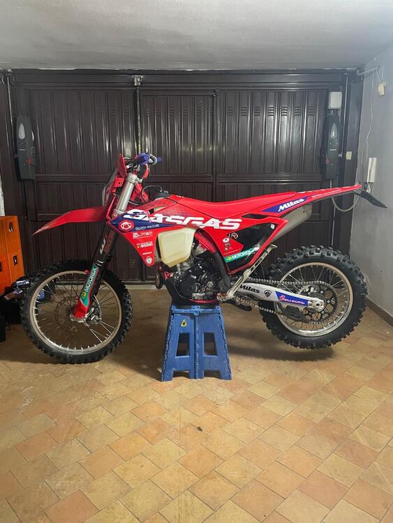 GASGAS EC 250 F (2025)