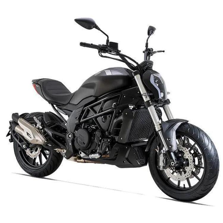 Benelli 502 C (2021 - 25)