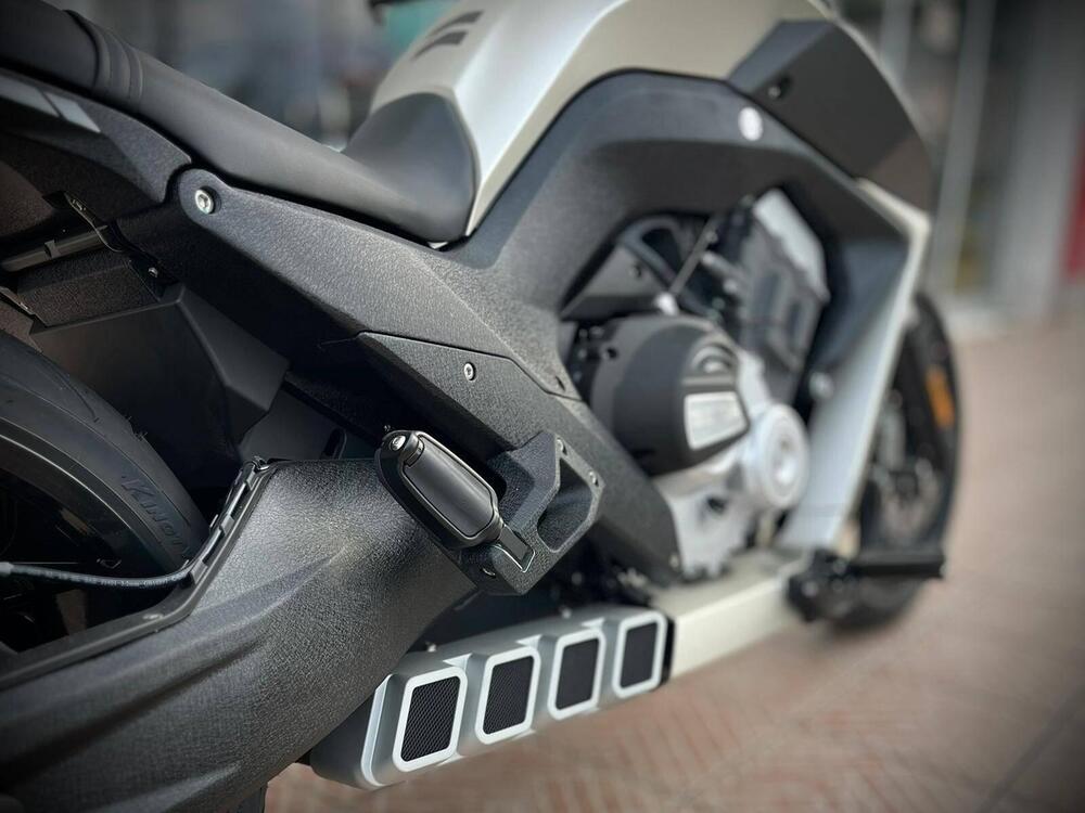 Benda Motorcycles LFC 700 (2024 - 25) (2)