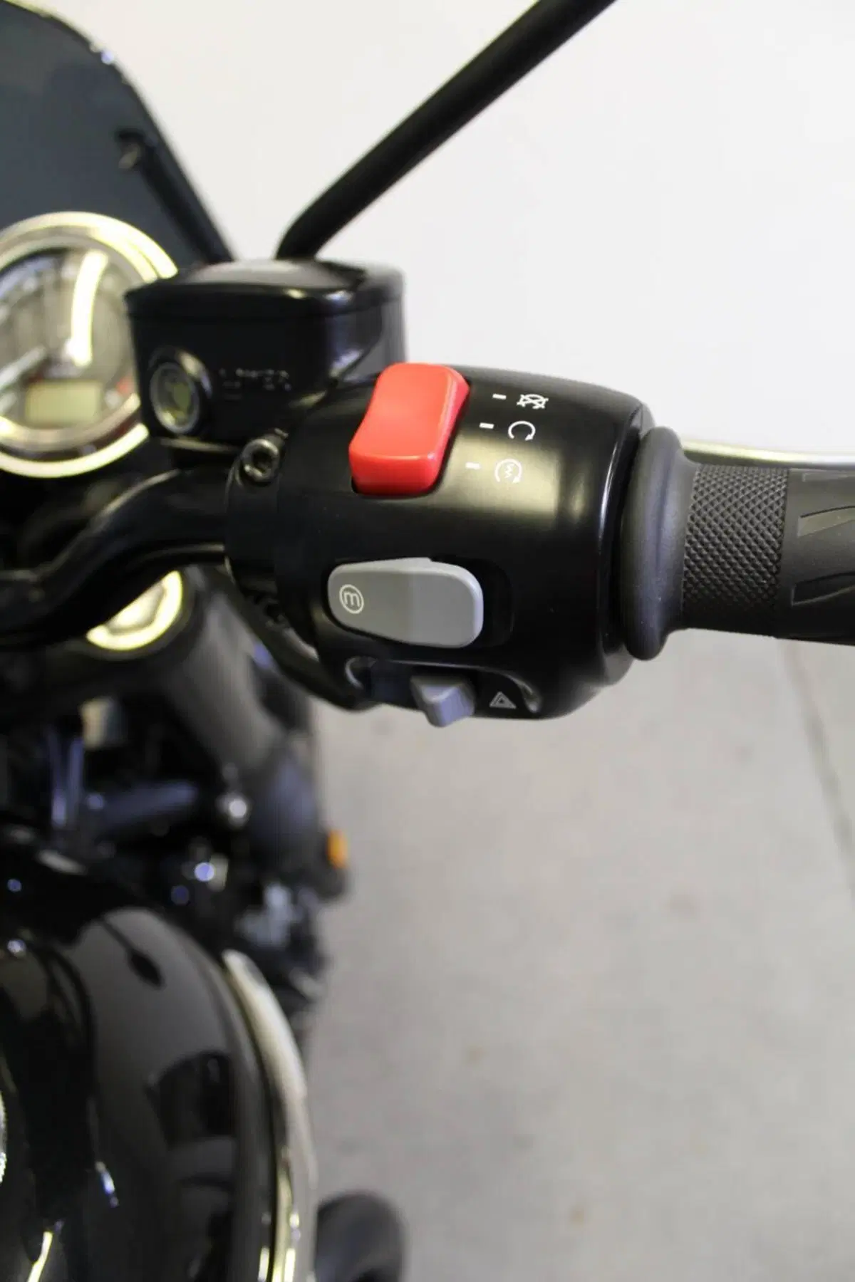 Triumph Bonneville T120 (2021 - 25) (11)