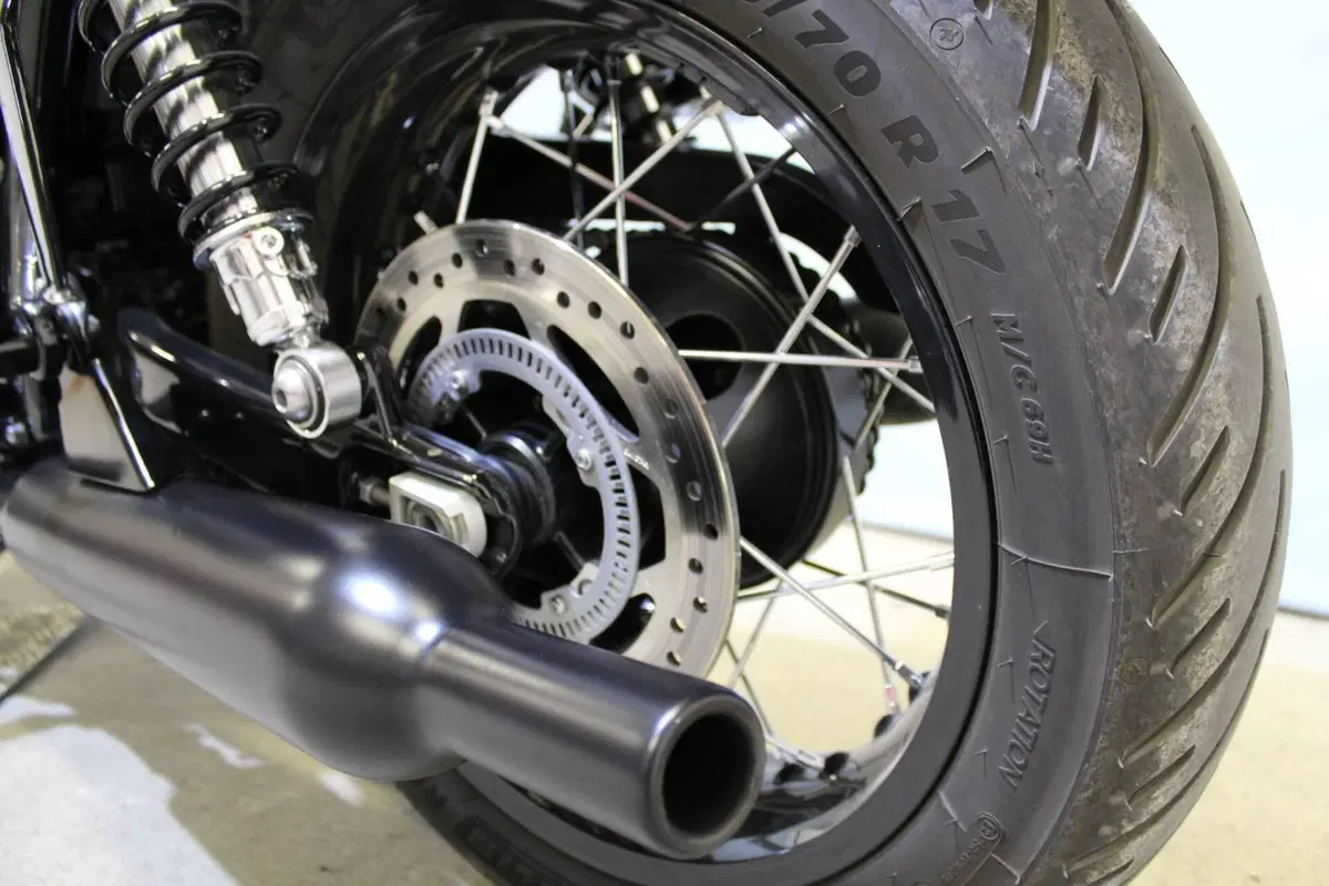 Triumph Bonneville T120 (2021 - 25) (15)