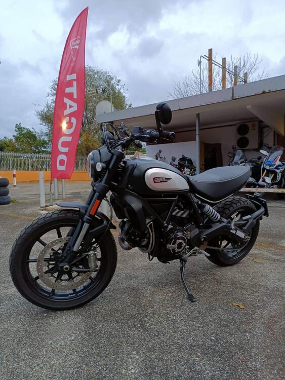 Ducati Scrambler 800 Icon Dark (2021 - 22) (4)