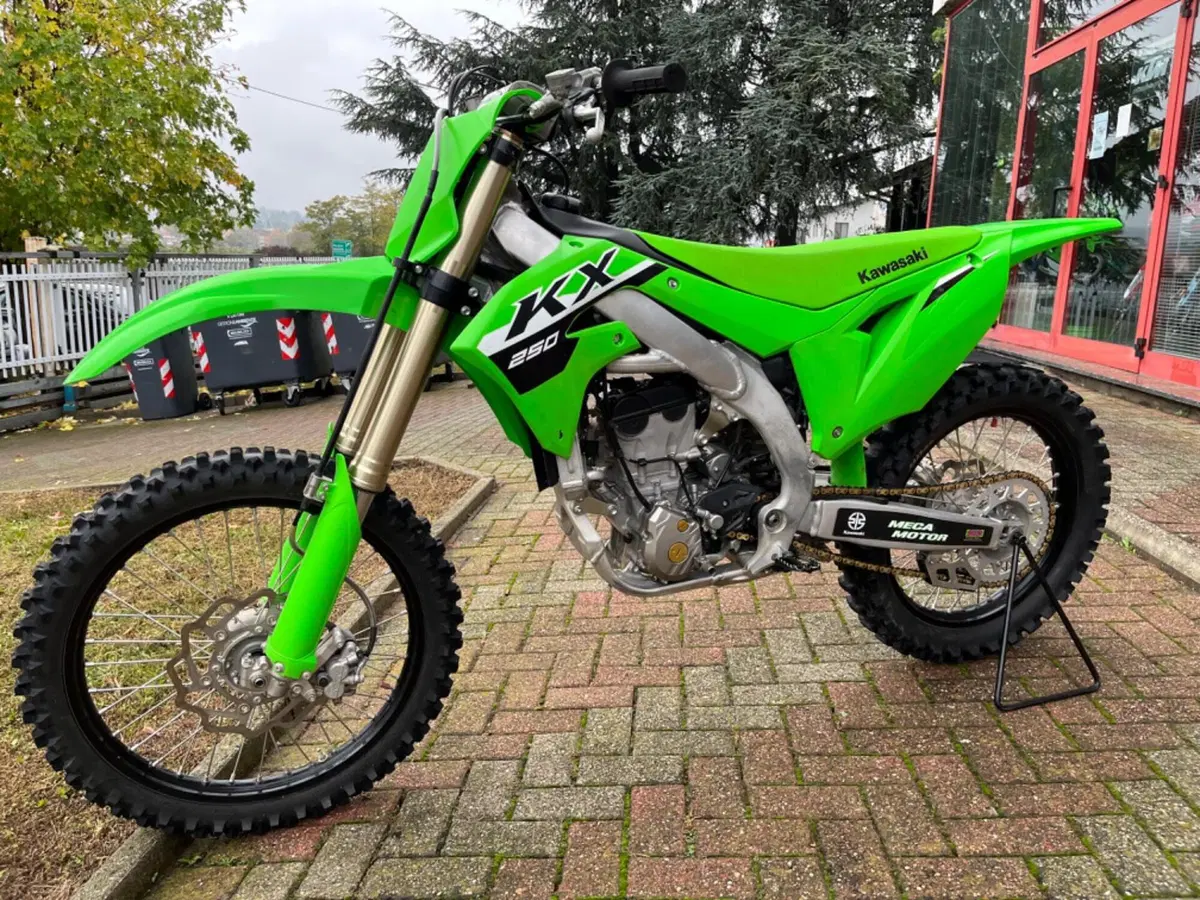 Kawasaki KX250 (2024) (8)