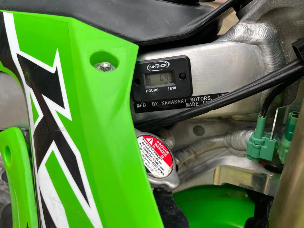 Kawasaki KX250 (2024) (16)