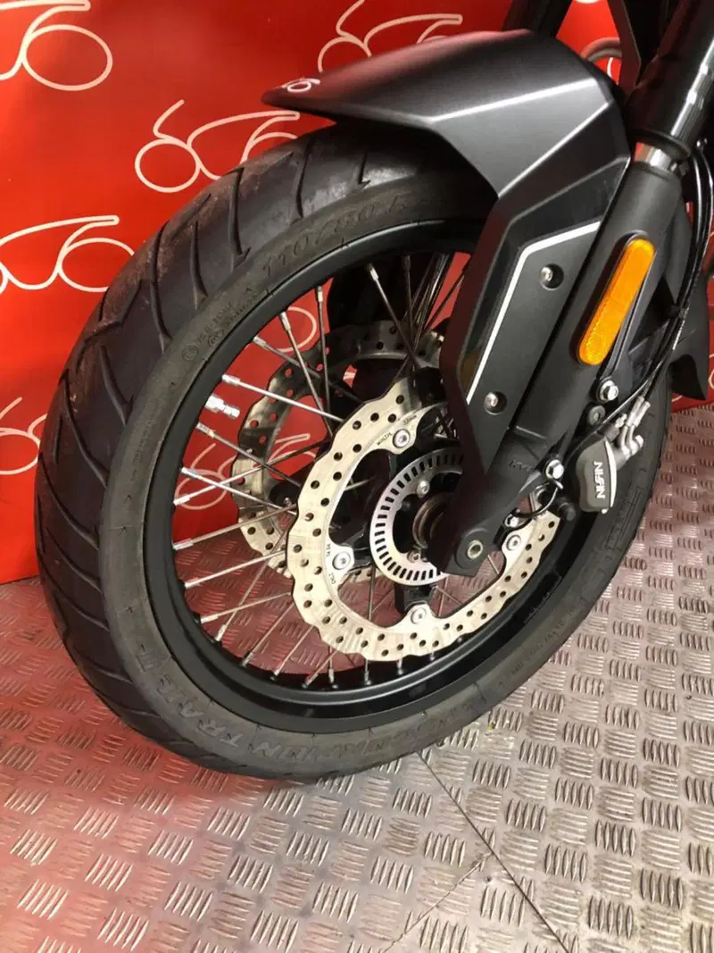 Voge Valico 650DSX (2021 - 24) (7)