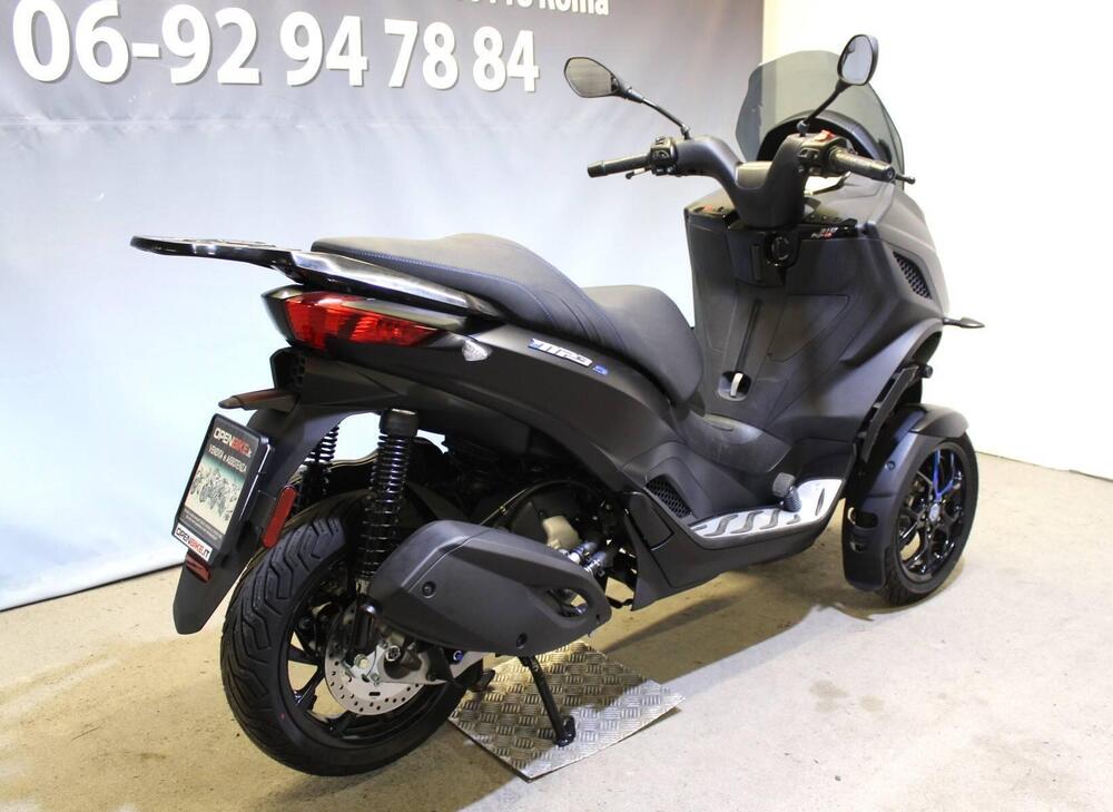 Piaggio MP3 310 Sport (2025) (4)