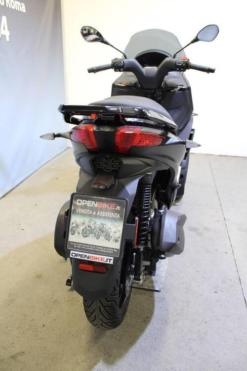 Piaggio MP3 310 Sport (2025) (5)