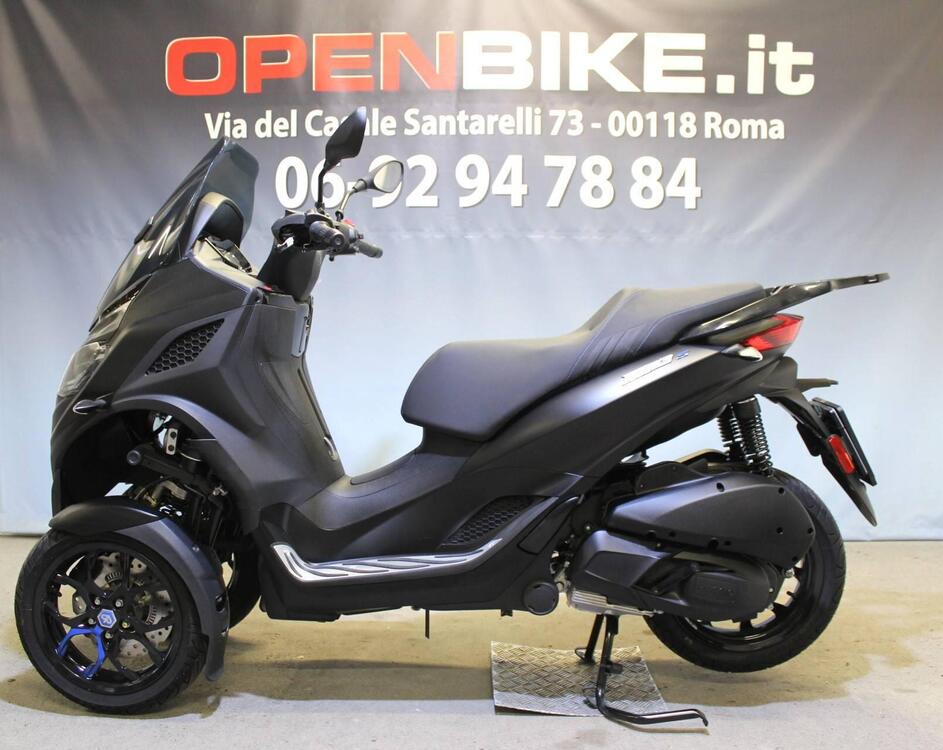 Piaggio MP3 310 Sport (2025) (2)