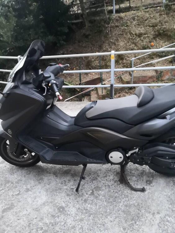 Yamaha T-Max 530 Black Max (2012 - 14) (2)